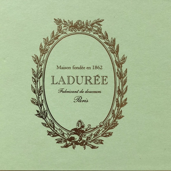LADURÉE Box - Picture 1 of 6